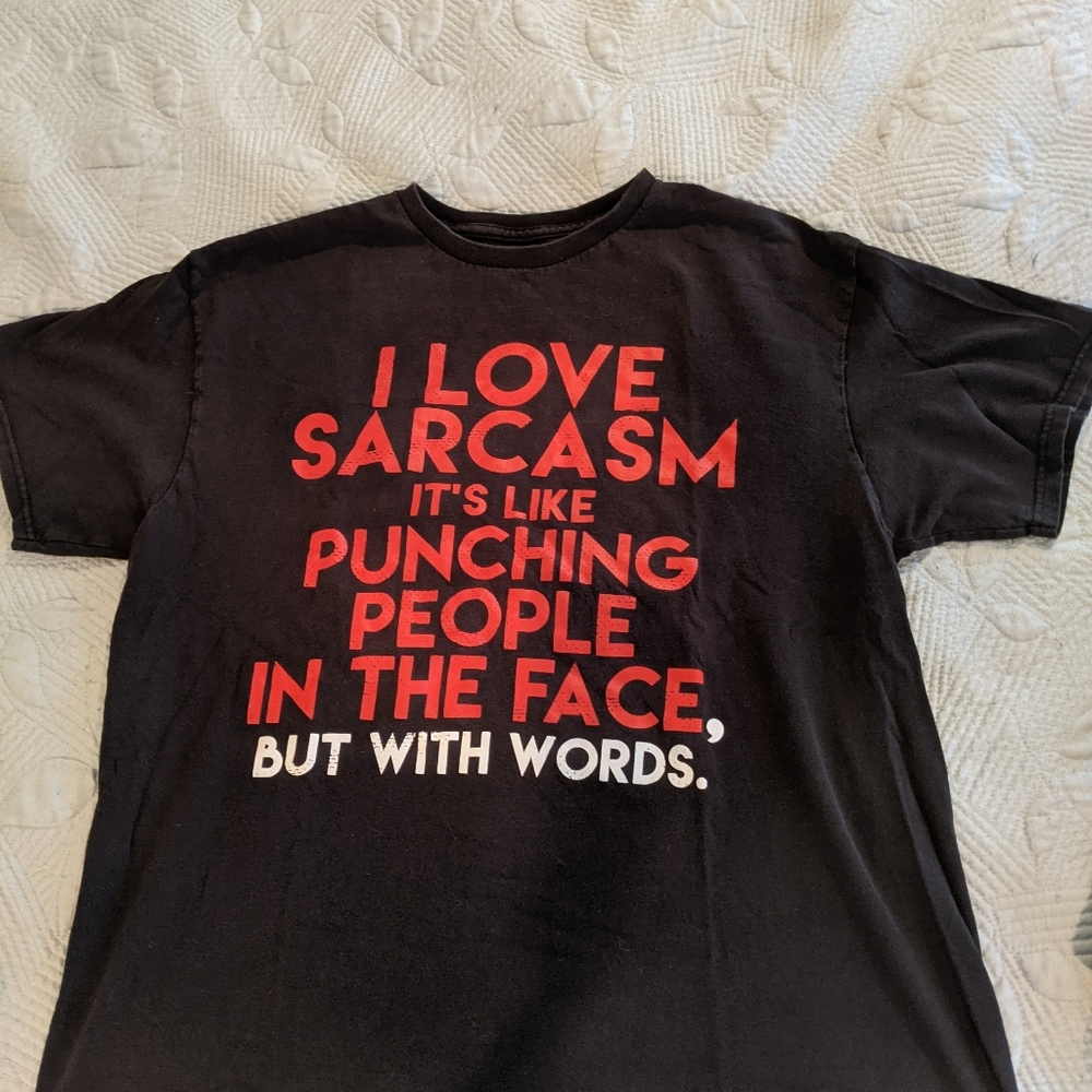 Black casual t-shirt